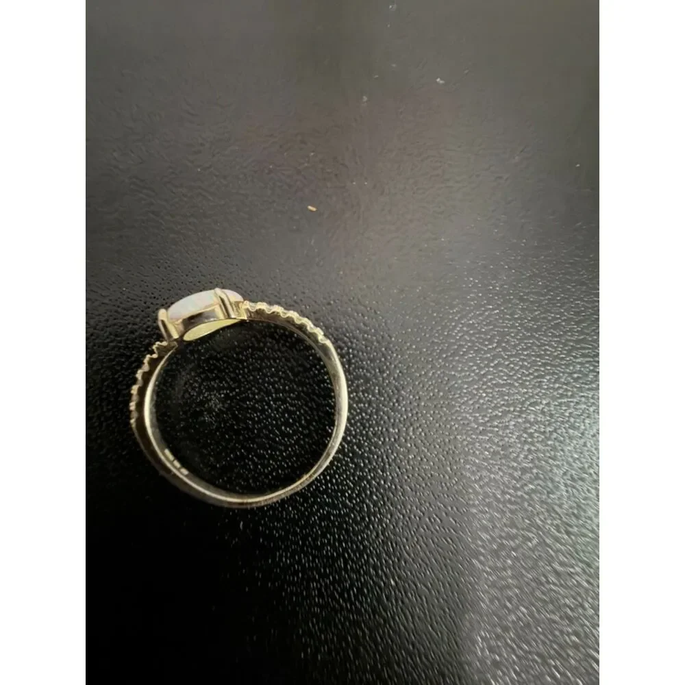 .925 opal and rhinestone ring size 8.5